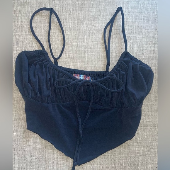 Urban Outfitters crop top - Picture 1 of 3